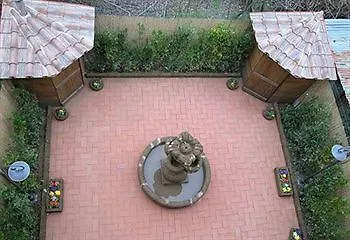 ** Bed & Breakfast Luxury Corte Di Re Artu Lucca Italy