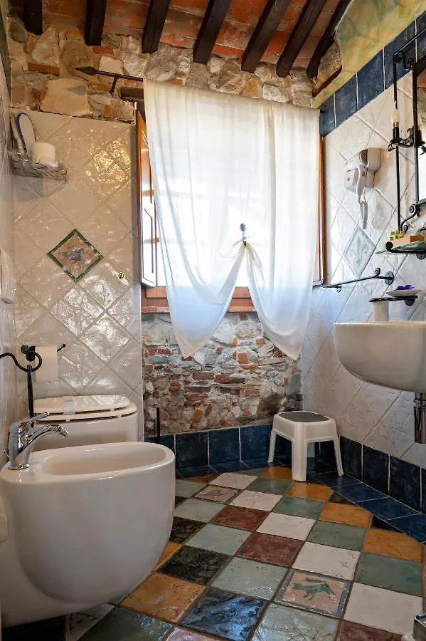 Luxury Corte Di Re Artu Lucca Bed & Breakfast