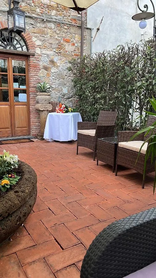 Luxury Corte Di Re Artu Lucca Bed & Breakfast