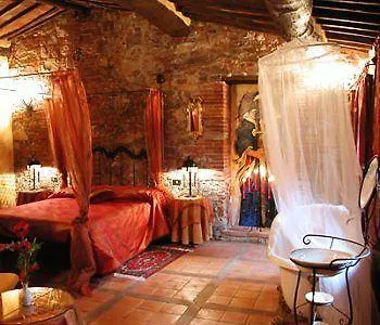 Luxury Corte Di Re Artu Lucca 2*,  Italy