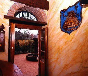 Luxury Corte Di Re Artu Lucca 2*,