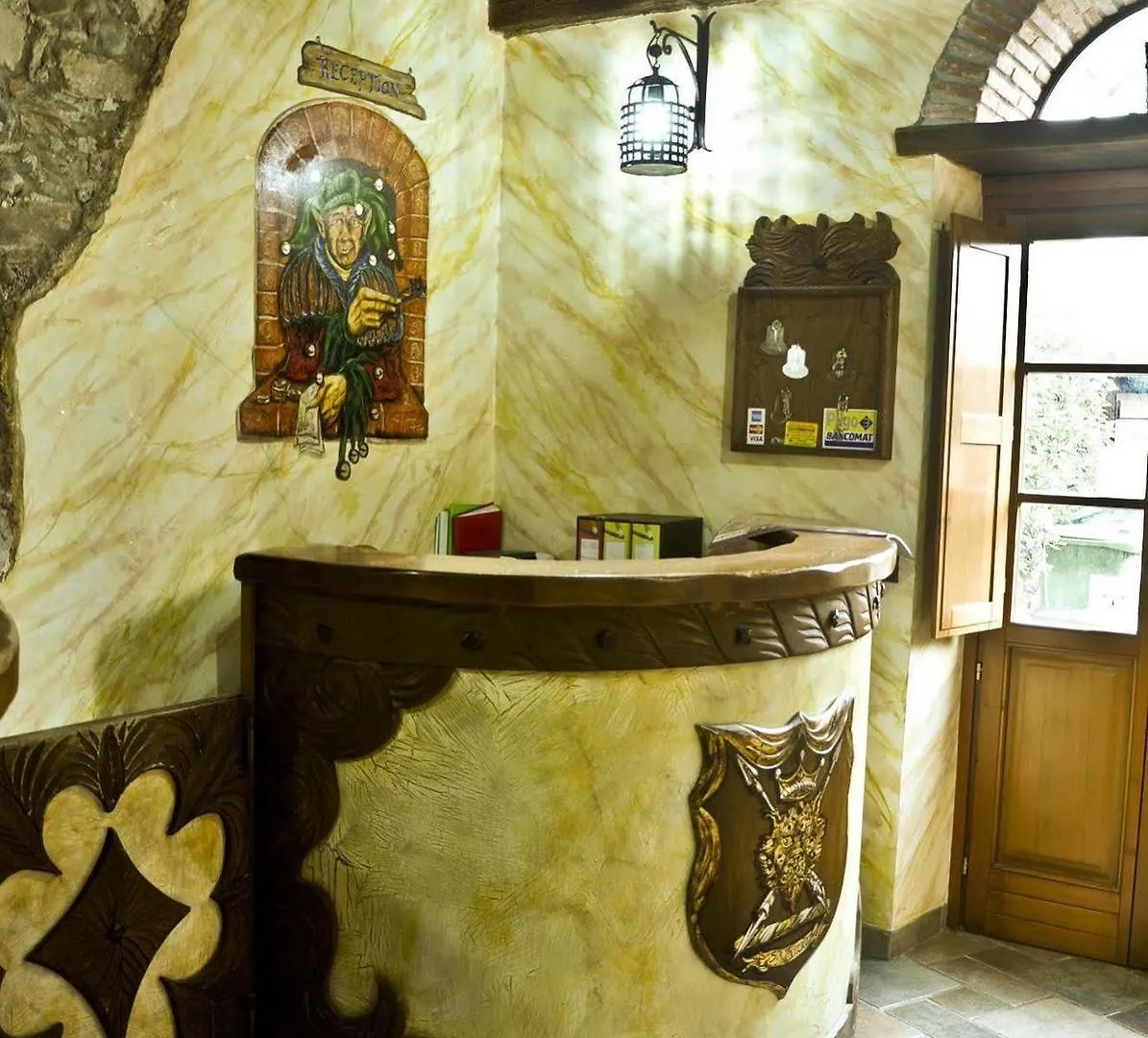 ** Bed & Breakfast Luxury Corte Di Re Artu Lucca Italy